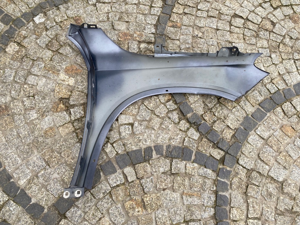 Mercedes gla 156 крило ліве перед 1568810101 оригінал Оригінал