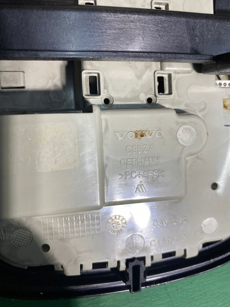 фото №6, Volvo v40 ii 12 лампа освітлення кабіни стеля-