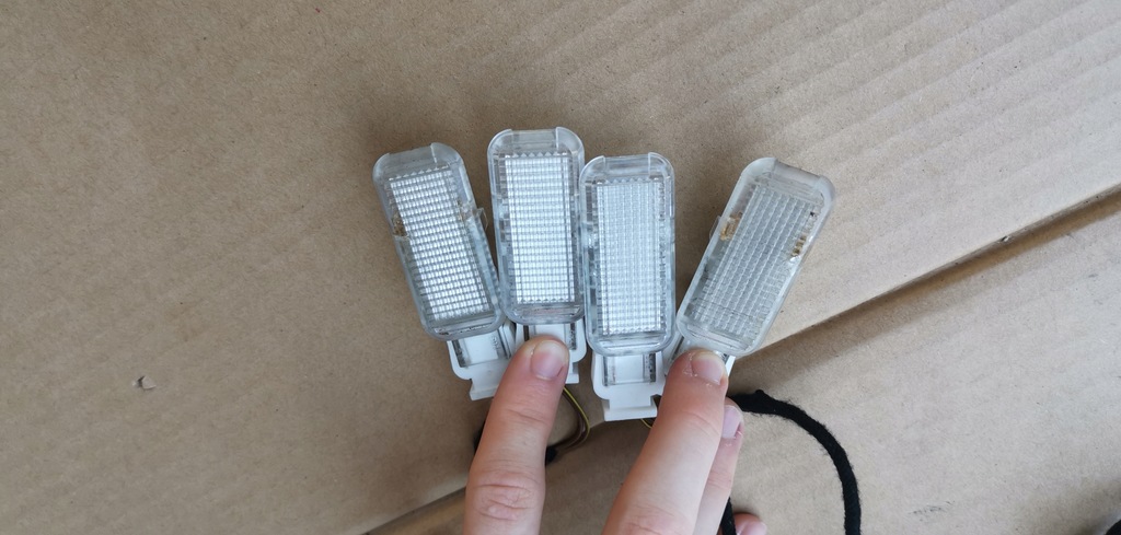 фото №1, Фонари освещение салона 893971632 do audi a4 b6