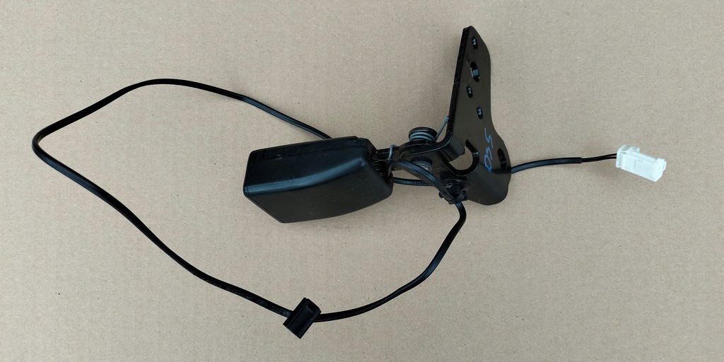 фото №2, Citroen ds5 клипса поперечина задняя