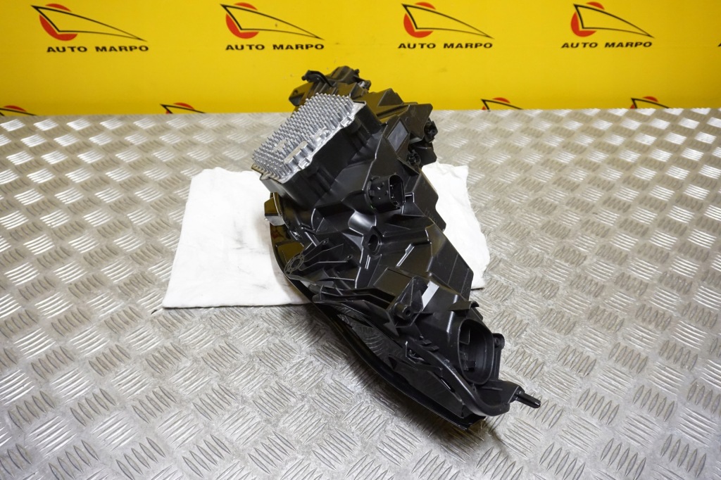 Range rover evoque l551 2019 - фара лампа low led права америка Оригінал