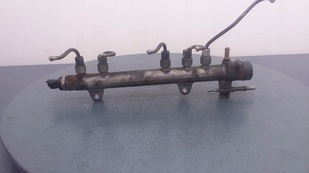 фото №1, Fiat panda ii 1.3d молдинг подаюча 0445214044 0281002584