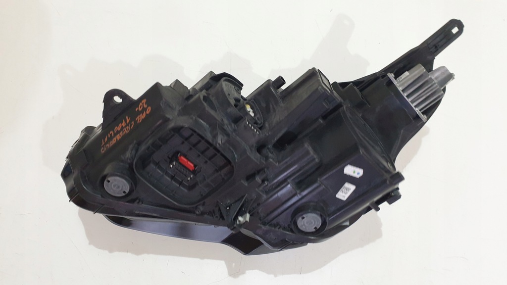 фото №7, Лампа права full led opel crossland lift 39153432
