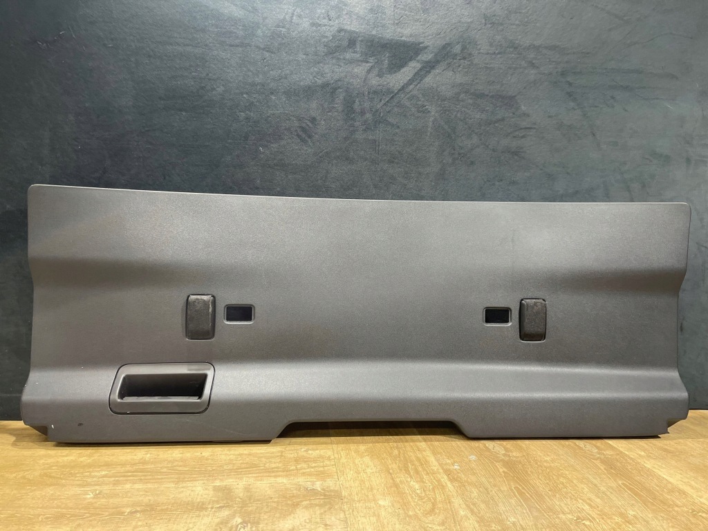 фото №1, Land rover discovery v защита крышки багажника hy32-45594-ad