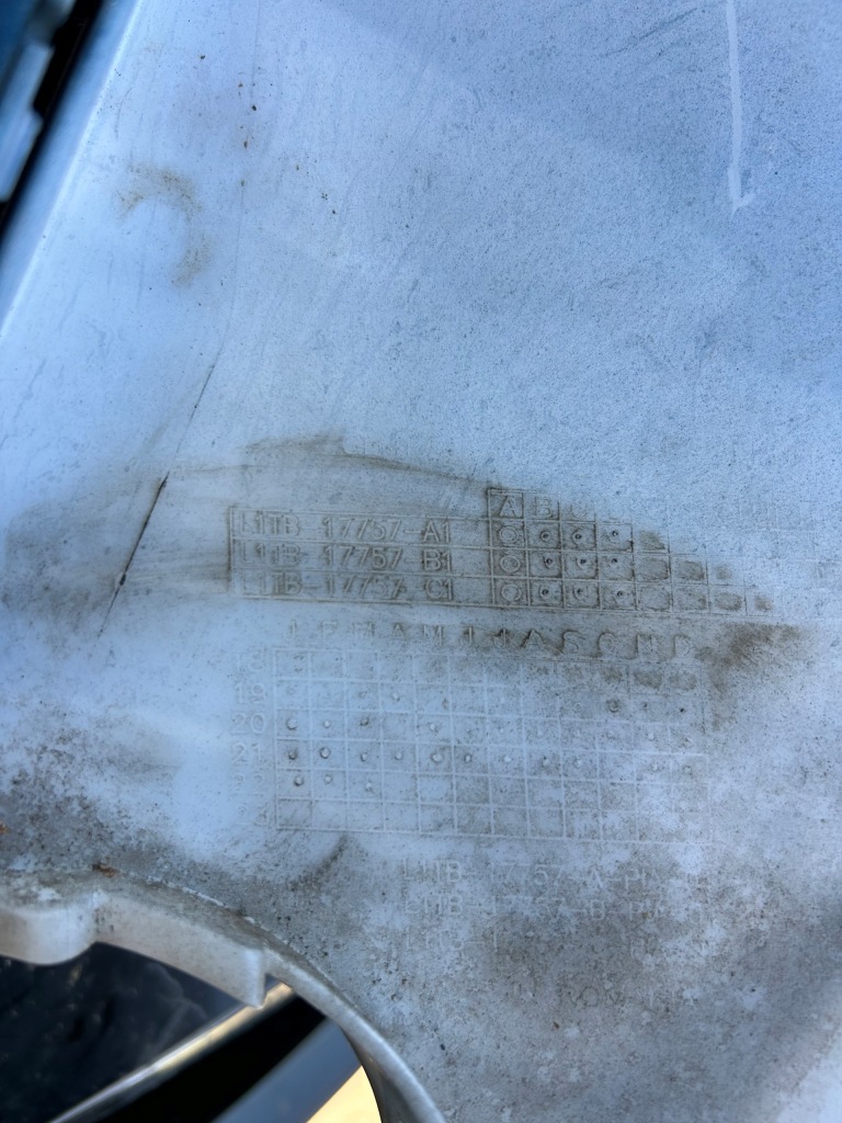 Ford puma mk2 ii 19- бампер передній перед накладка-спойлер решітка l1tb-17757 Недорого