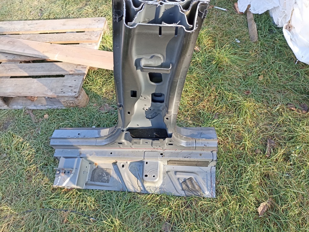 фото №6, Mercedes w117 cla порог правый блок двигателя средний 787