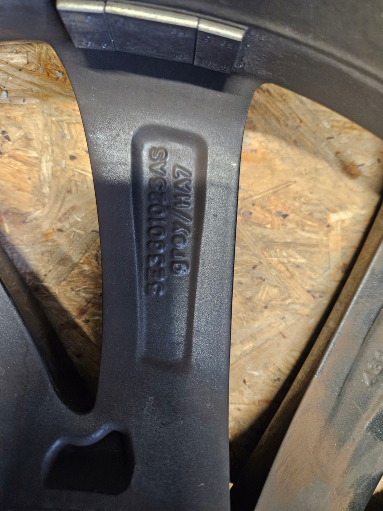 фото №11, Skoda octavia iv диск алюминиевая 18 cali orginal