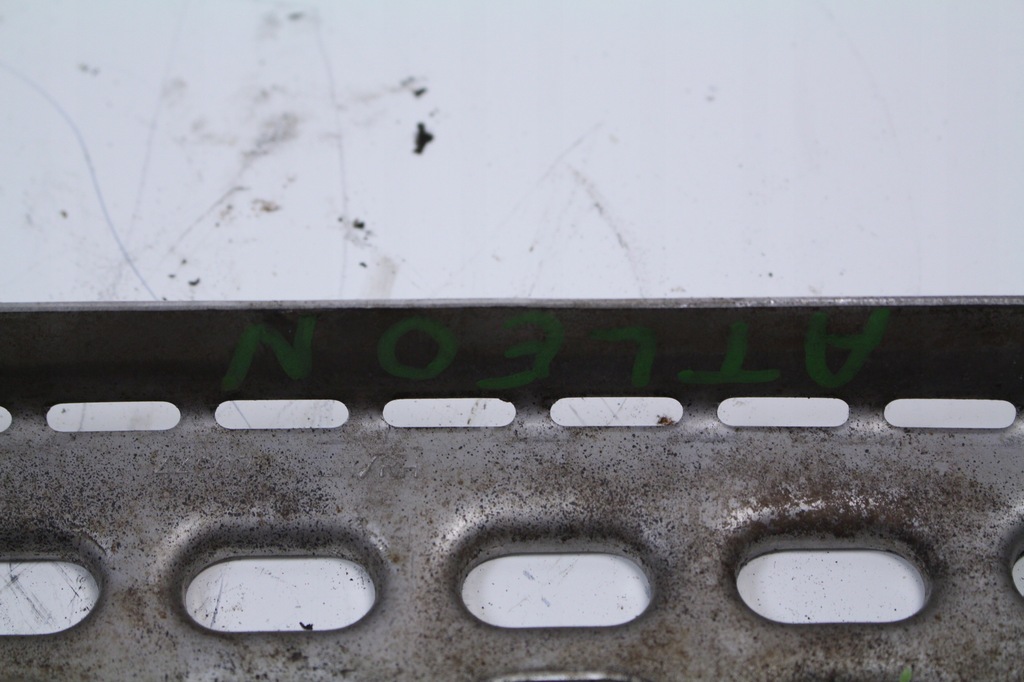 фото №4, Лист поріг nissan atleon