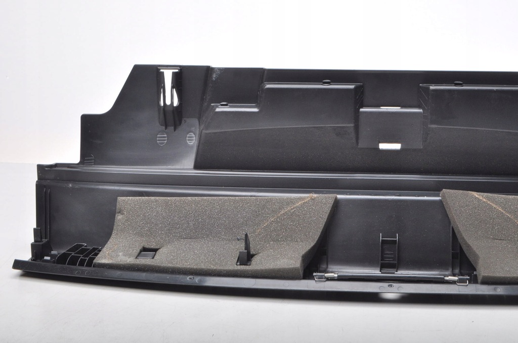 фото №8, Porsche macan захист край багажника 95b864483j