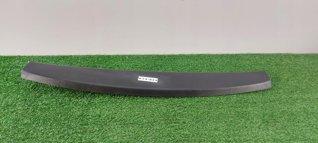 фото №1, Mazda 3 iii 09r+ молдинг кришки задня захист оббивка