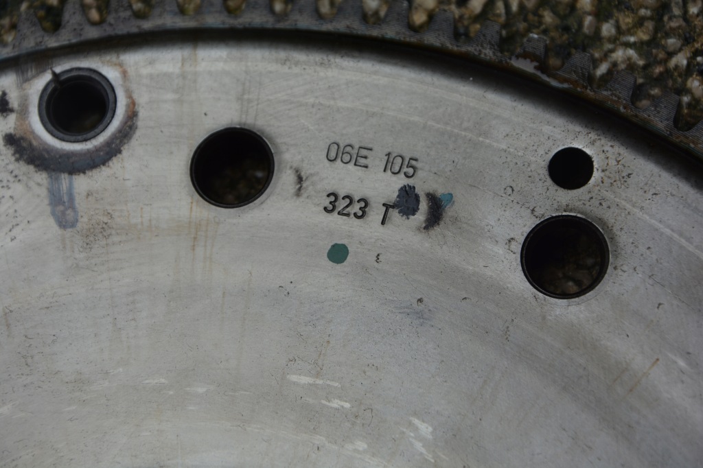 фото №16, Audi a4 a5 a6 a7 a8 q7 колесо маховик 06e105323t