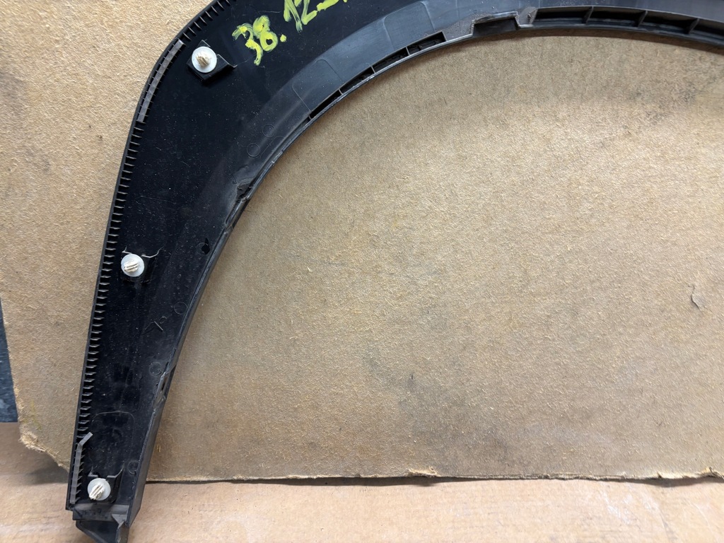 фото №8, Молдинг крила лівий перед suzuki sx4 s-cross