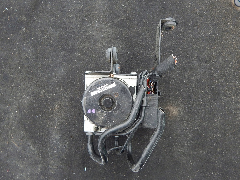 фото №1, Volvo v40 насос abs