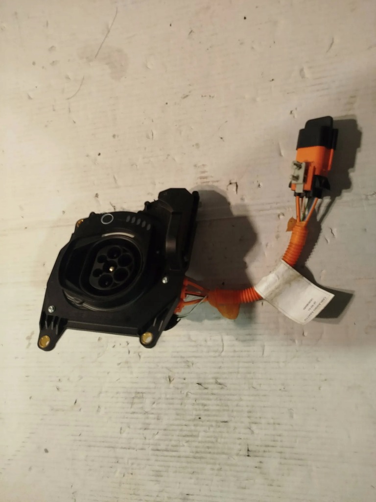 фото №14, Разъём зарядки гибрид hybrid jeep renegade plug-in