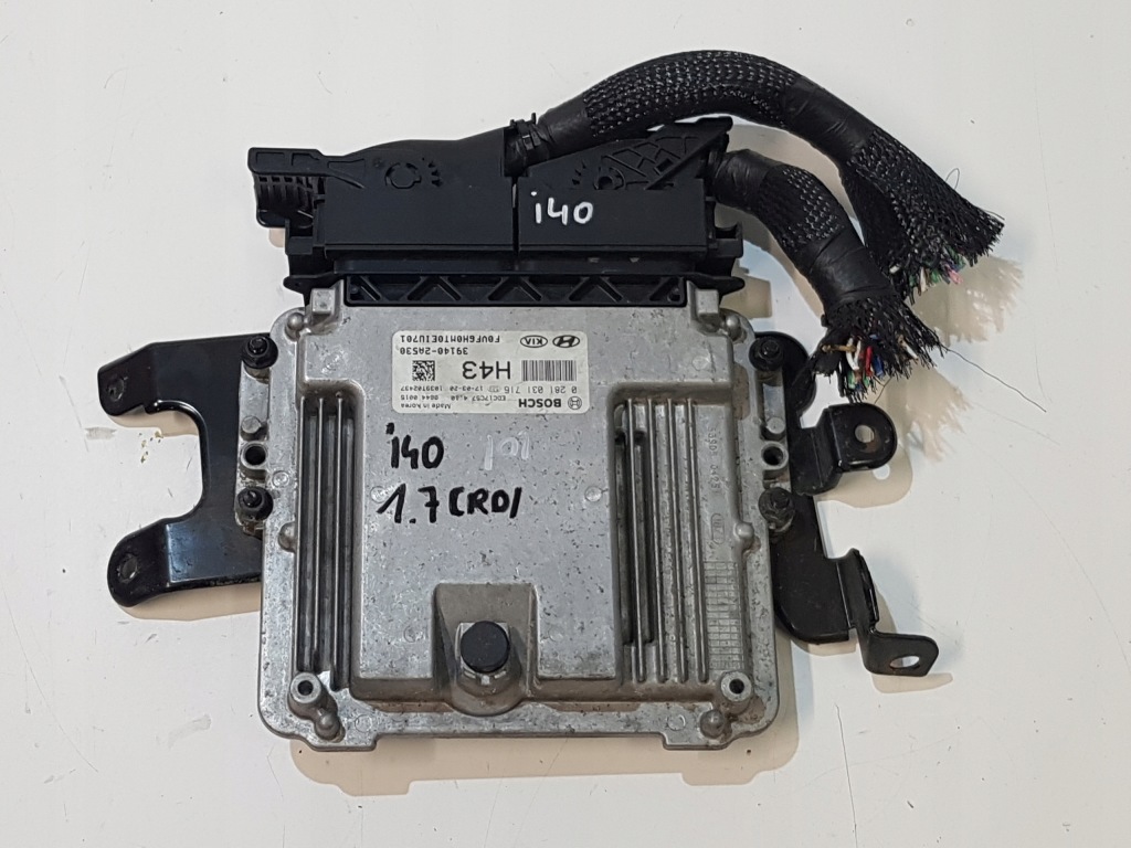 фото №1, Hyundai i40 блок керування бортовий комп'ютер двигуна 17r.