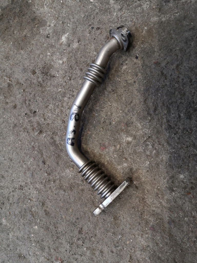 фото №5, Audi a3 8v 2.0 tdi трубка шланг egr 04l145735e