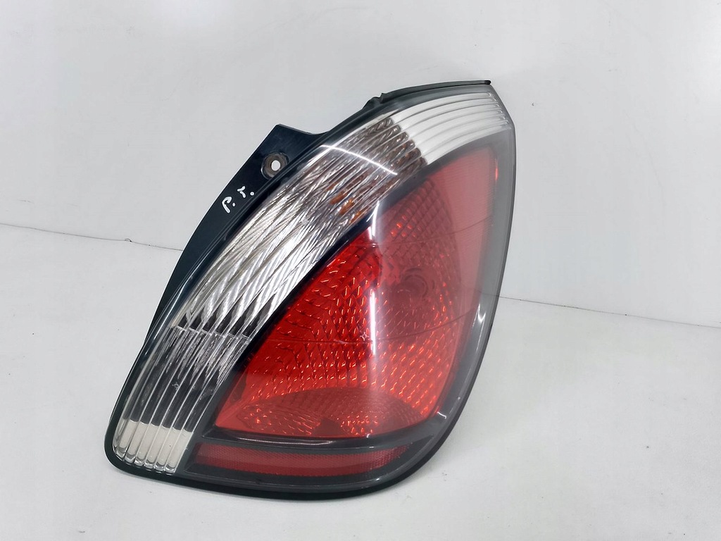 фото №1, Лампа задняя правая kia rio ii 92402-1g2r хэтчбек