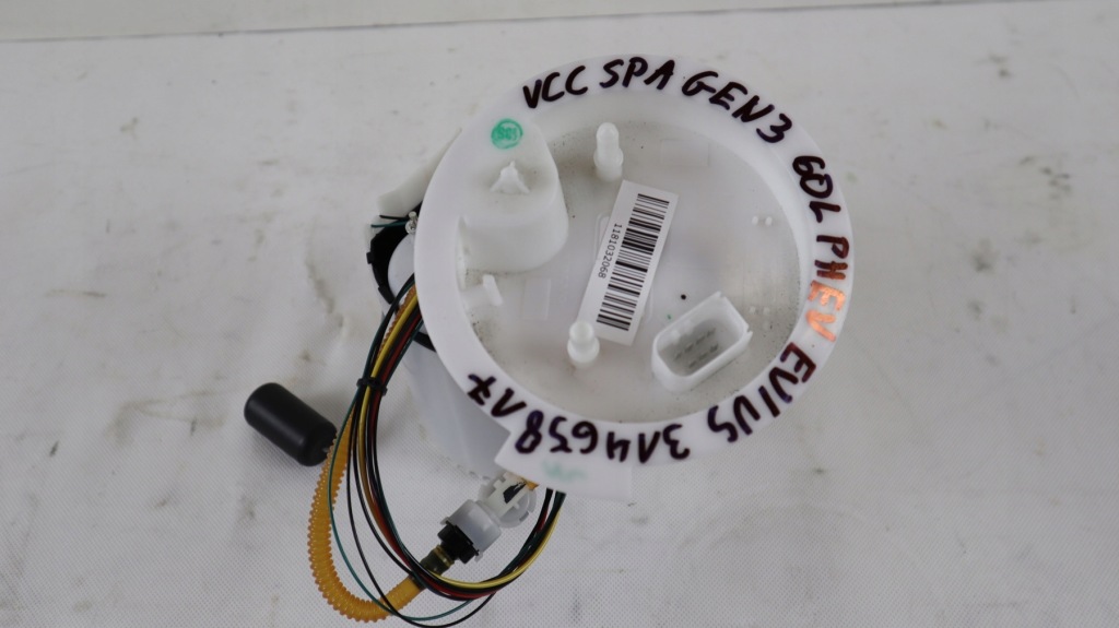 Volvo v60 ii 2.0 t6 plug in hybrid насос пального 31465817 Недорого