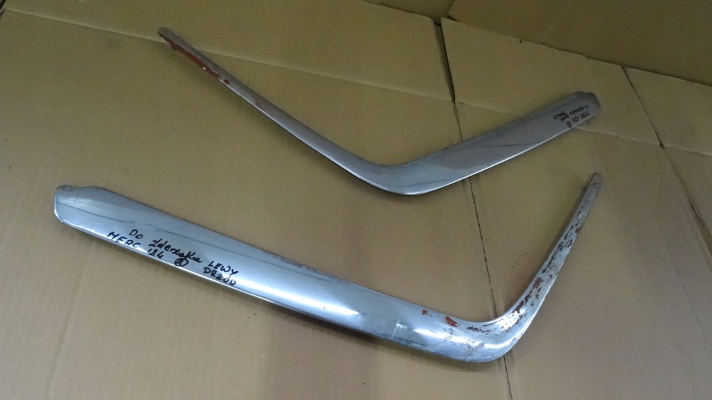 Купити Mercedes w124 молдинг бампера перед лівий правий