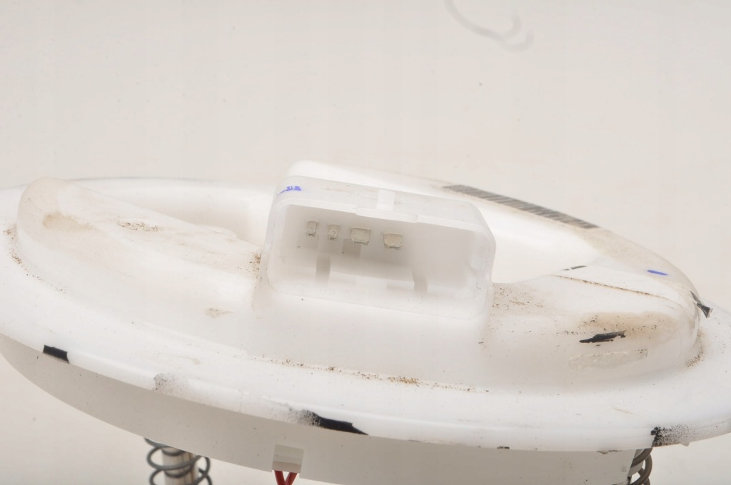 Maserati ghibli iii 2.0 рестайлинг  датчик уровня топлива 670003733 Недорого