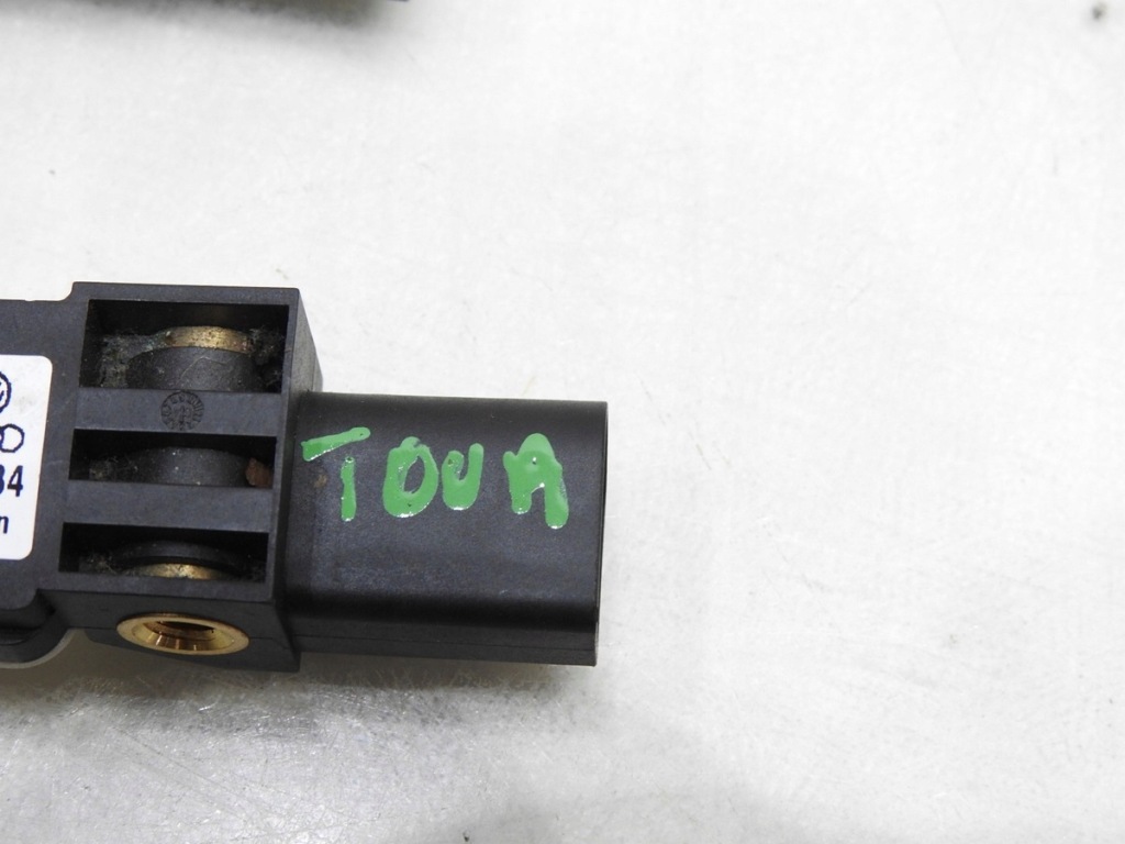 фото №7, Датчик ударный vw touareg i 7l0909606b