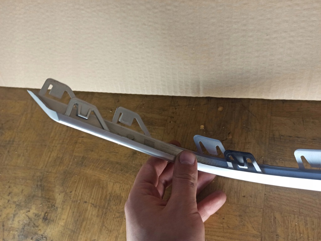 фото №7, Молдинг бампера задняя правая audi rs4 b9 серебристая