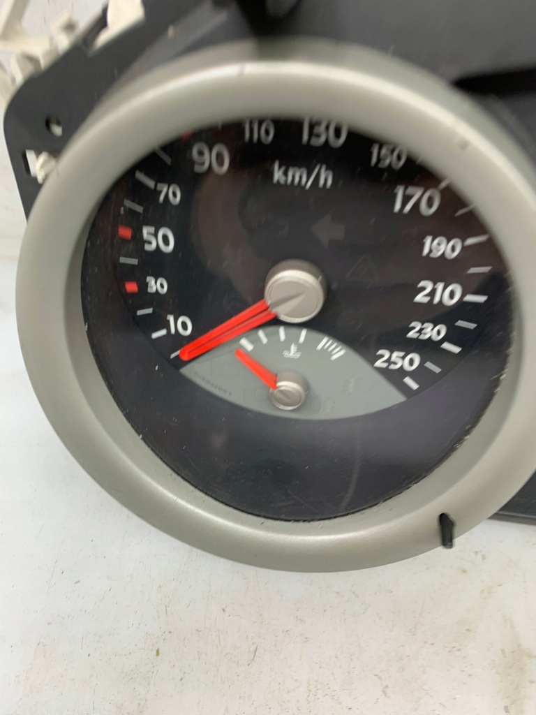 фото №2, Счетчик приборная панель 8200399694 renault