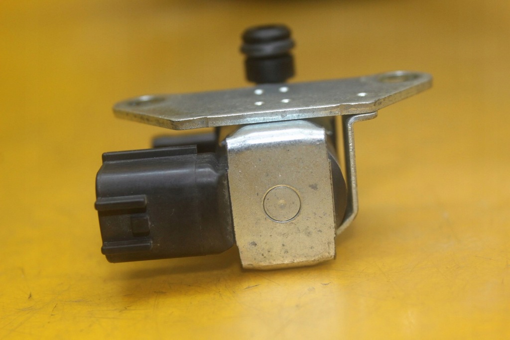 фото №8, Клапан вакуумa nissan quest k5t46695