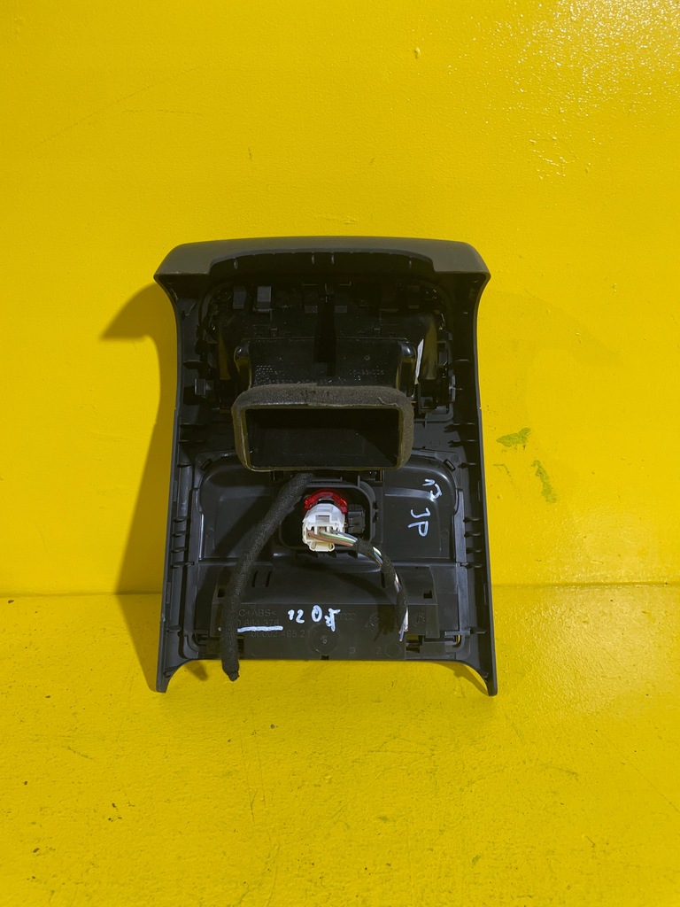 фото №6, Audi a4 b8 ґрати обдув роз'єм прикурювача бардачок 8k0864376