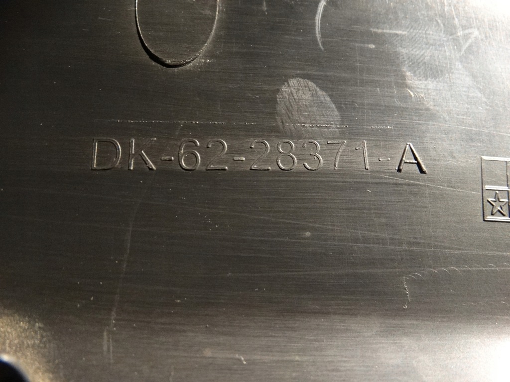 фото №3, Land rover оригінальний номер dk-62-28371-a молдинг крила