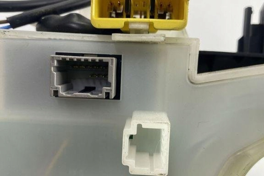 фото №8, Переключатели renault grand scénic iii jz0/1_ 255670019r 1.46l дизель 2011