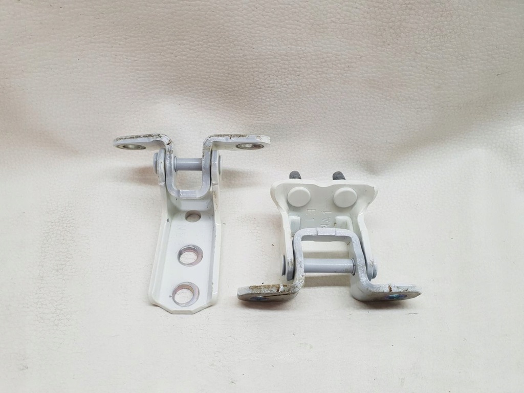 фото №1, Mitsubishi space star ii 14 петля дверь правый задняя