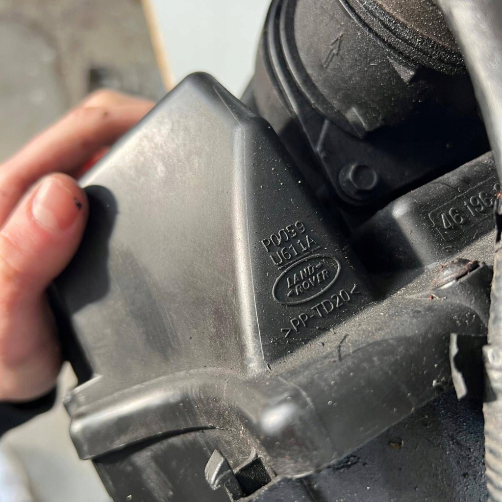 Range rover sport l320 3.0d корпус фільтра повітря оригінальний номер 4619685916 Київ