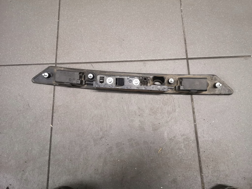 фото №8, Накладка освітлення номерного знака audi a4 b7 8e0827574c