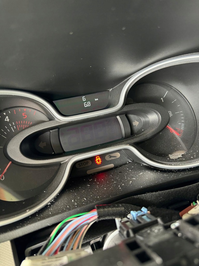 фото №11, Renault trafic iii 2.0 dci бак adblue насос 237g00260r 237g00270r