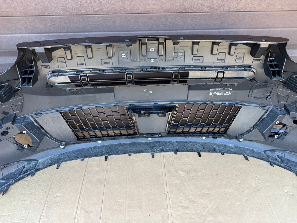 фото №11, Fiat 600 2023- бампер перед передній nero чорний cinema