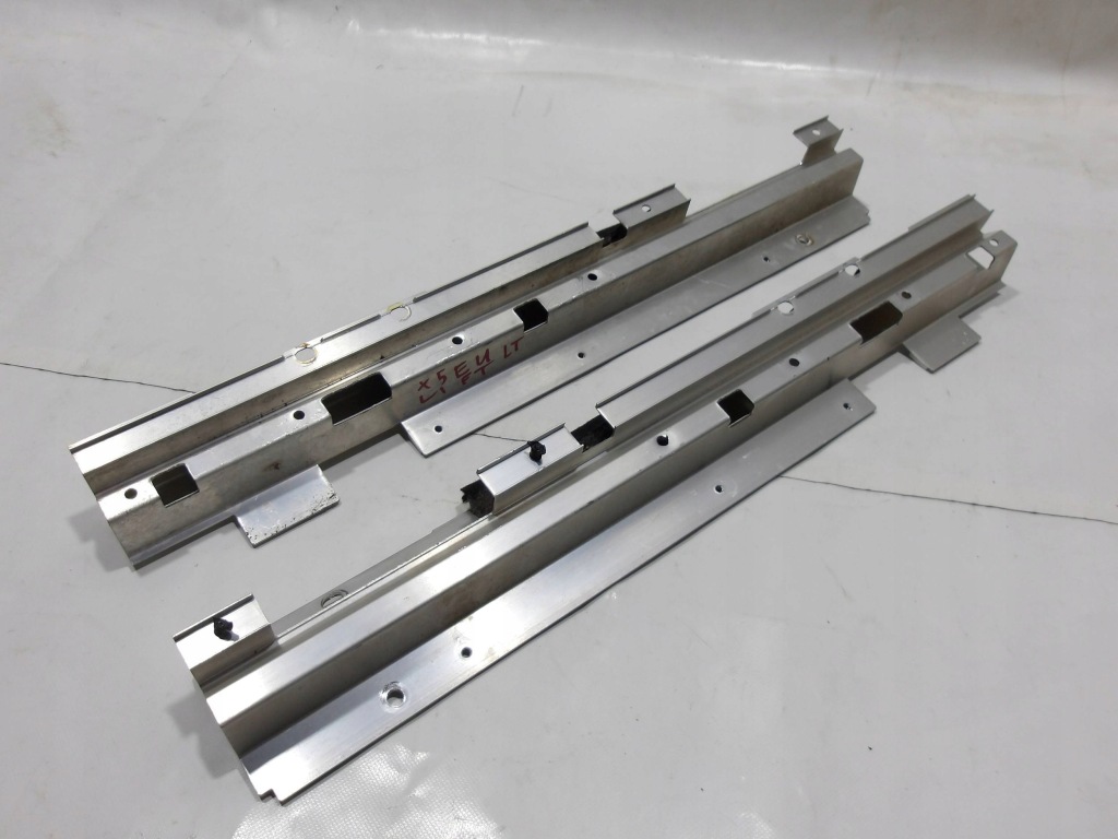 Купить Направляющая направляющая багажника bmw x5 e53