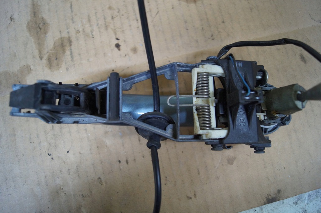 фото №11, Vw eos lift правый перед 5j0837886b