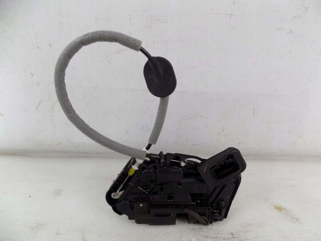 фото №2, Vw t-roc 2ga замок двері правий задня 5ta839016e