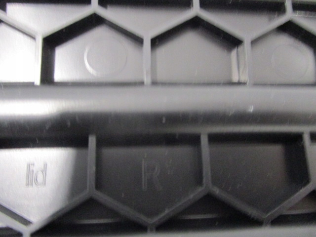 фото №8, Renault talisman sedan заглушка багажника правая 849l65616r