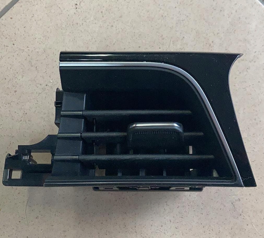 фото №1, Решётка воздуховод renault captur ii 687506433r