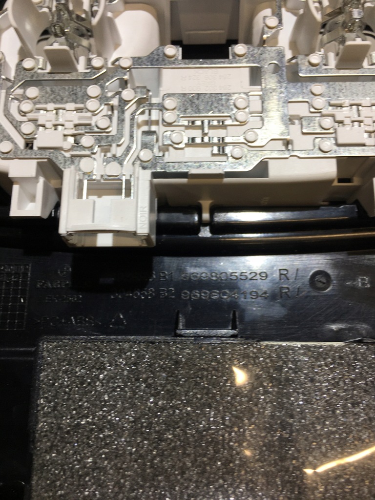 фото №3, Renault clio v ліхтарі освітлення sos стеля