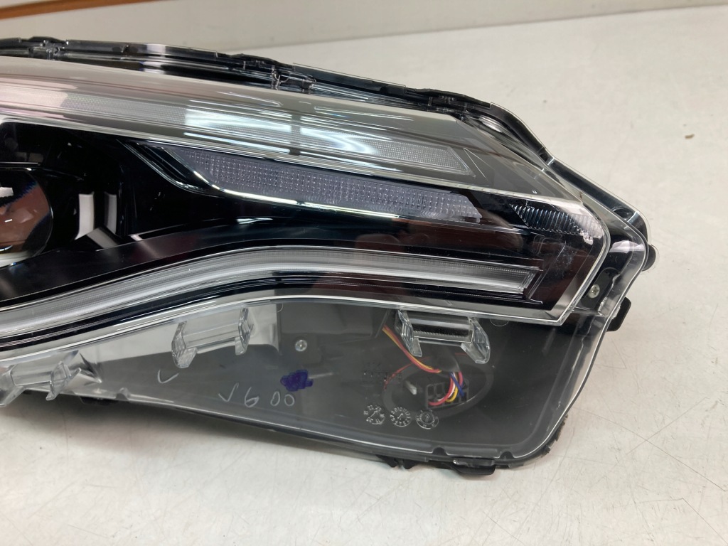 фото №2, Лампа правая передняя renault zoe lift full led 260102384r