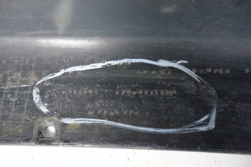 фото №11, Бампер перед передний mitsubishi space wagon iii 99-04 mr375566