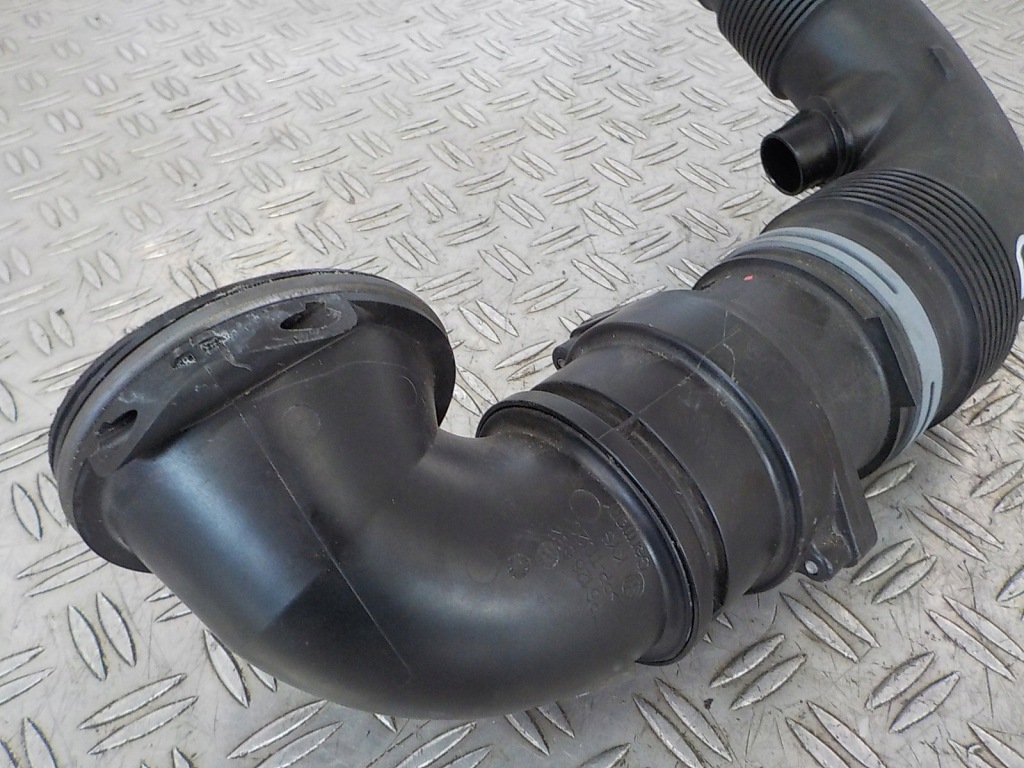 Cayenne 14-17 пабтрубок  воздухозаборник воздуха расходомер в Украине