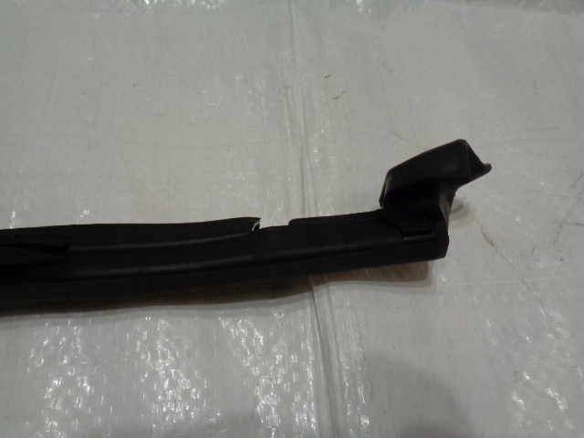 фото №9, Peugeot 508 i правая молдинг уплотнитель дверь задних 9334s6