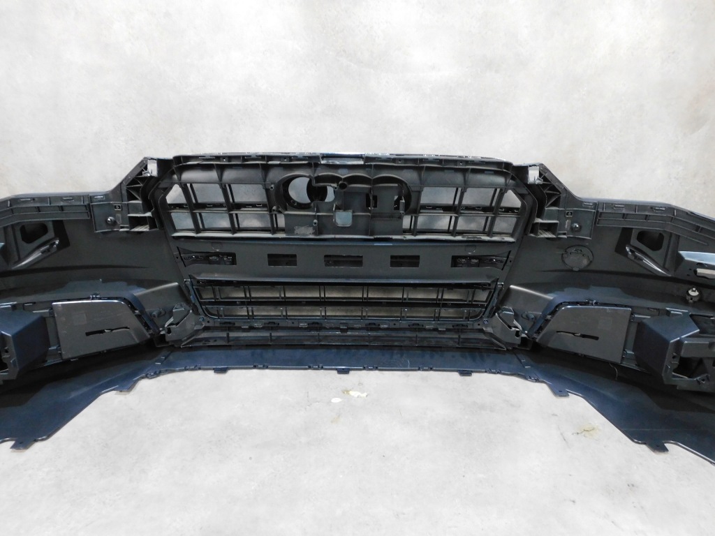 Audi a6 c7 4g рестайлінг  s line competition бампер перед передній решітка радіатора новий Ціна