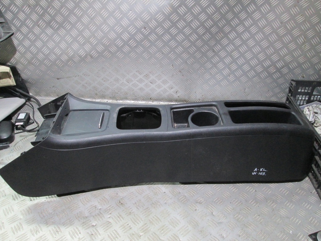 фото №7, Туннель пепельница кронштейн na кружка mercedes w169