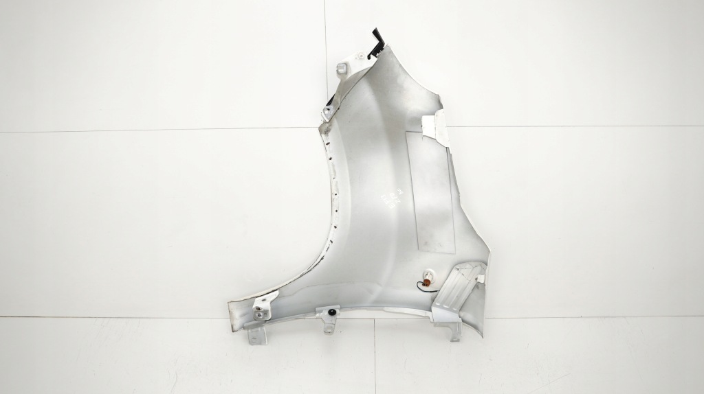 Купить Крыло  правый  перед fiat 500l 12-17r 268