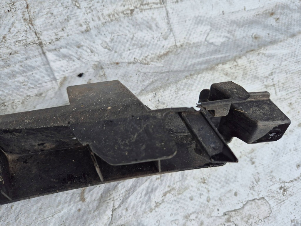 фото №13, Bmw 3 f30 f35 f31 12- решётка средняя бампера передний